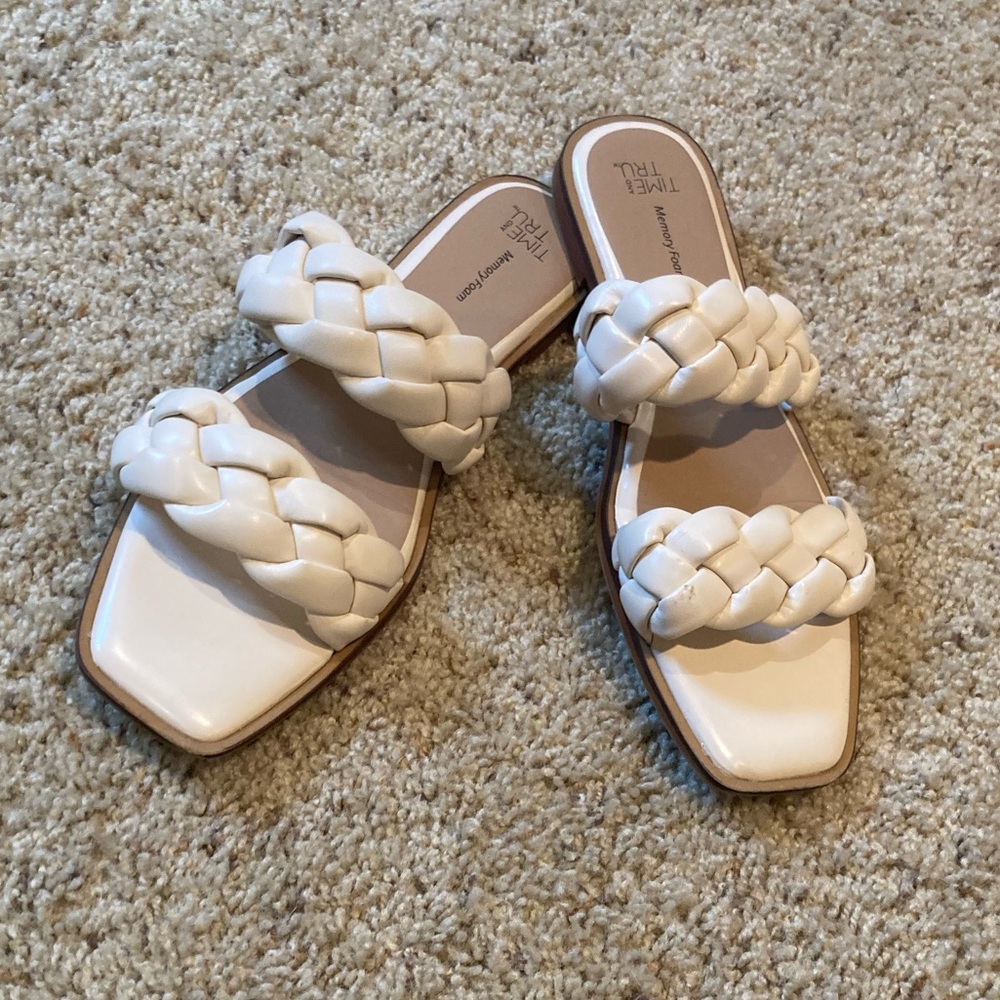 Size 8 Sandals Cream